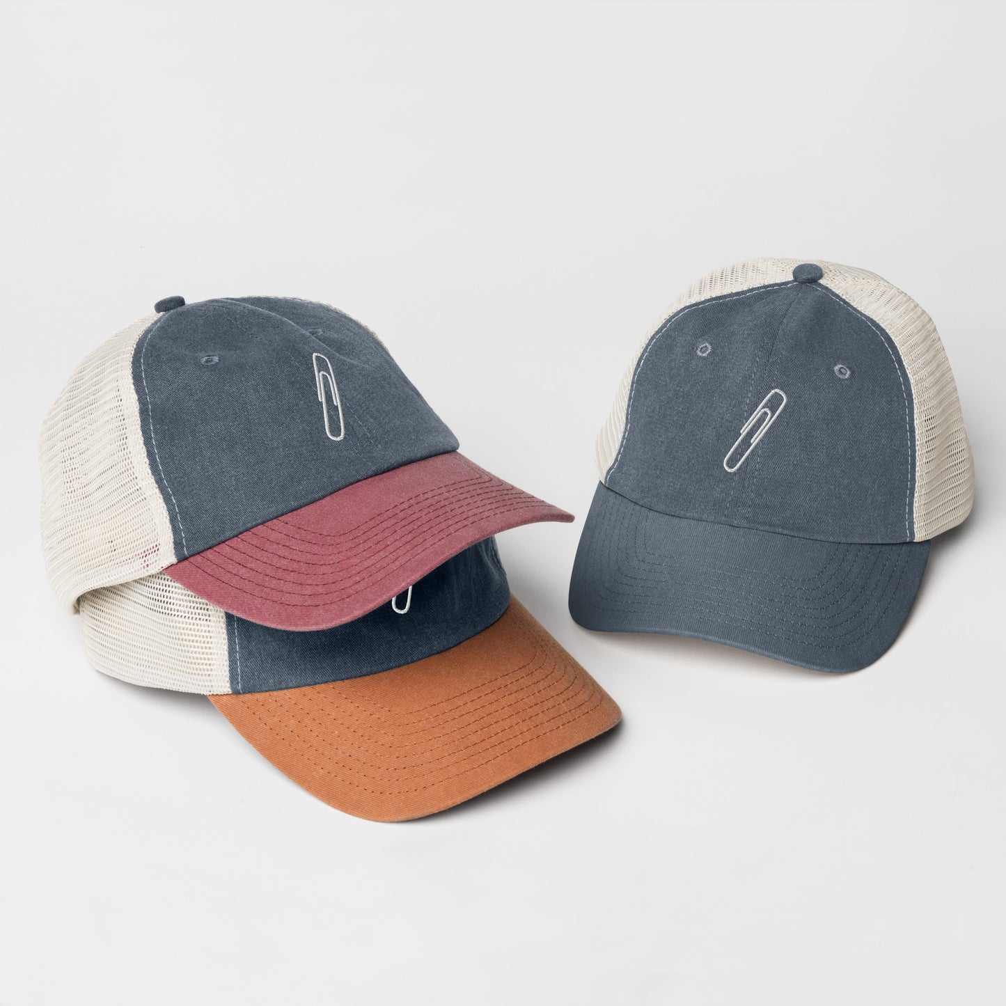 Pigment-dyed Paperclip cap