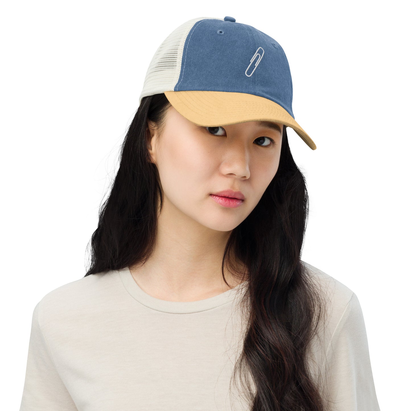 Pigment-dyed Paperclip cap