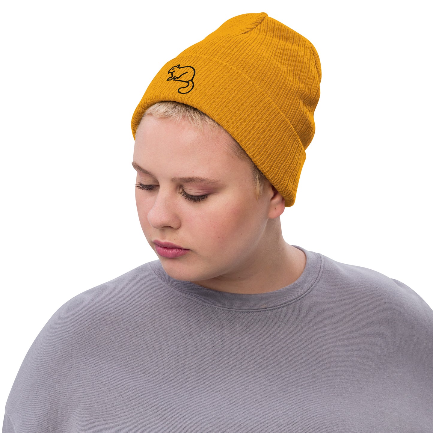 Ribbed Squirrel knit beanie