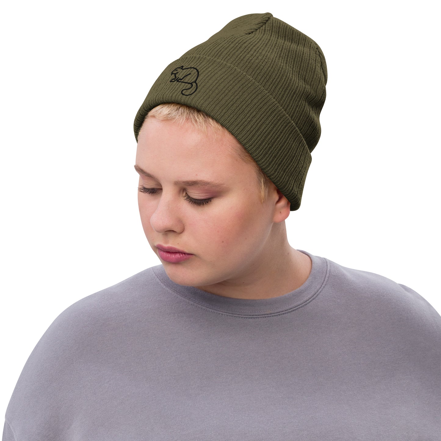 Ribbed Squirrel knit beanie